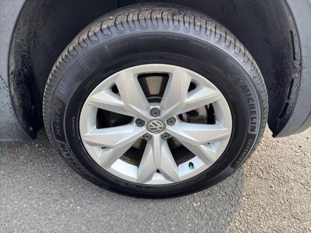 used 2018 Volkswagen Atlas car, priced at $13,499