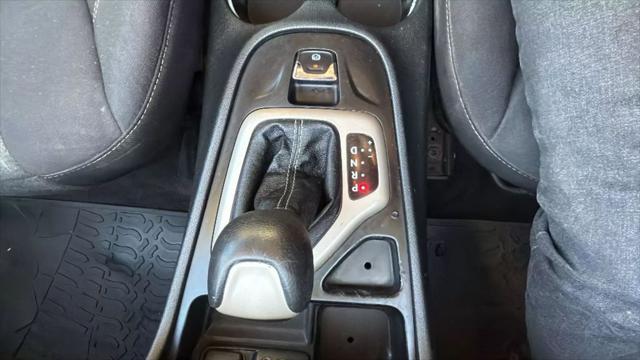 used 2015 Jeep Cherokee car, priced at $4,999