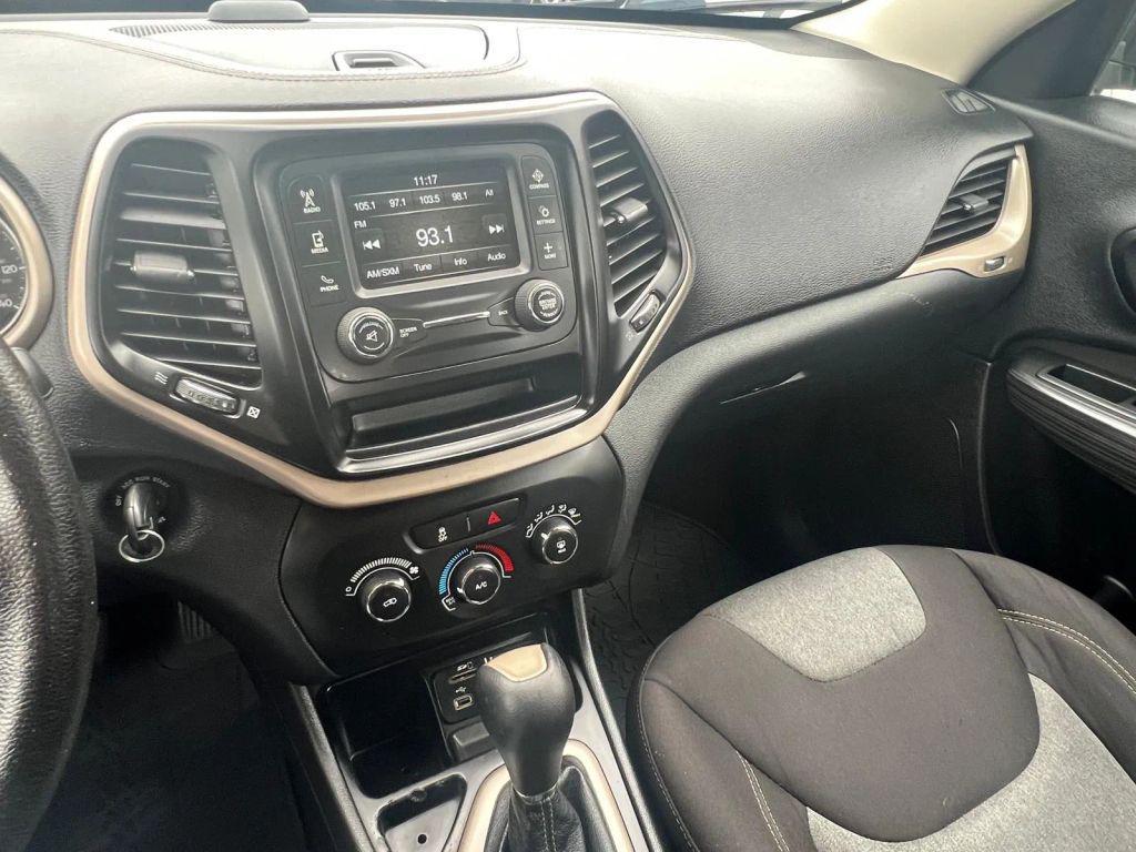 used 2015 Jeep Cherokee car, priced at $7,999