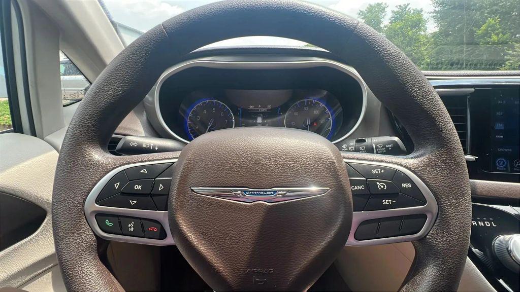 used 2017 Chrysler Pacifica car, priced at $9,999