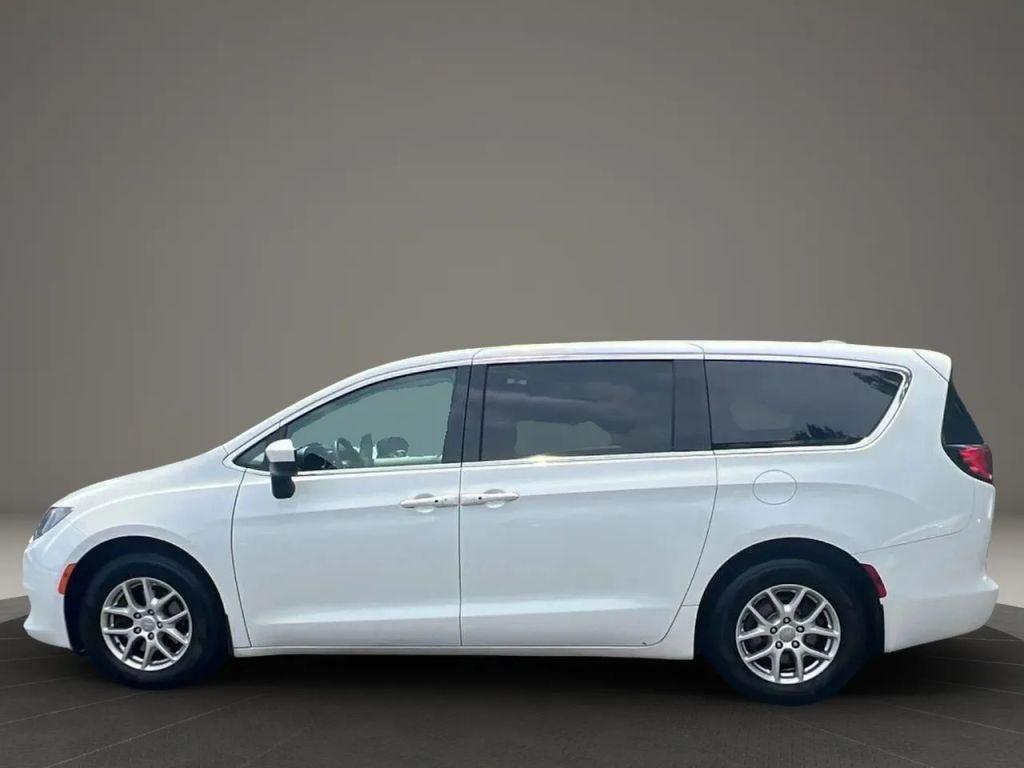 used 2017 Chrysler Pacifica car, priced at $9,999