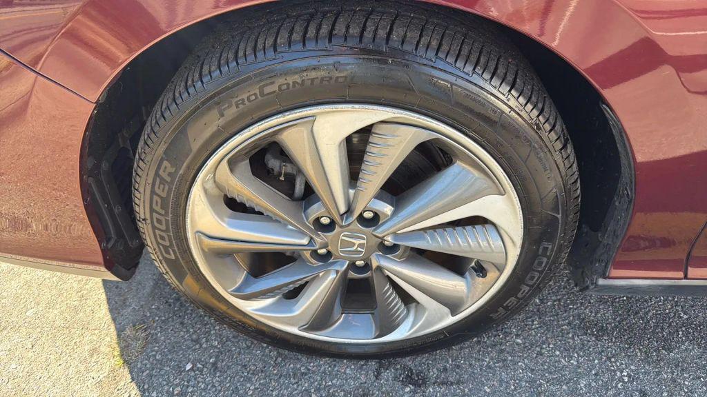 used 2018 Honda Clarity Plug-In Hybrid car, priced at $14,799