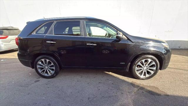 used 2014 Kia Sorento car, priced at $9,499