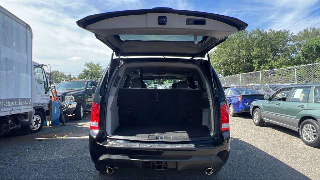 used 2015 Honda Pilot car, priced at $14,999