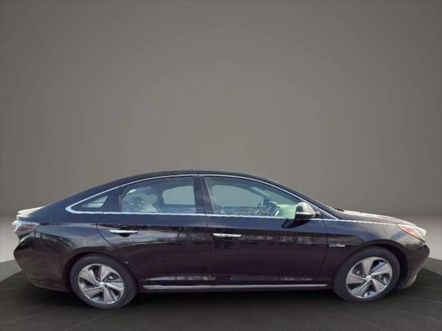 used 2017 Hyundai Sonata Hybrid car, priced at $9,499