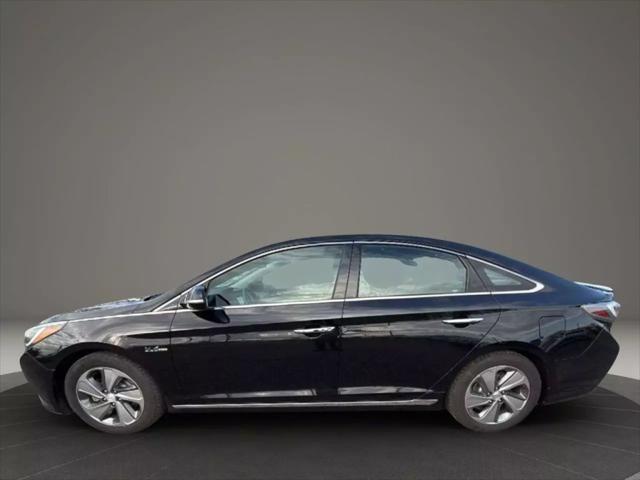 used 2017 Hyundai Sonata Hybrid car, priced at $9,499