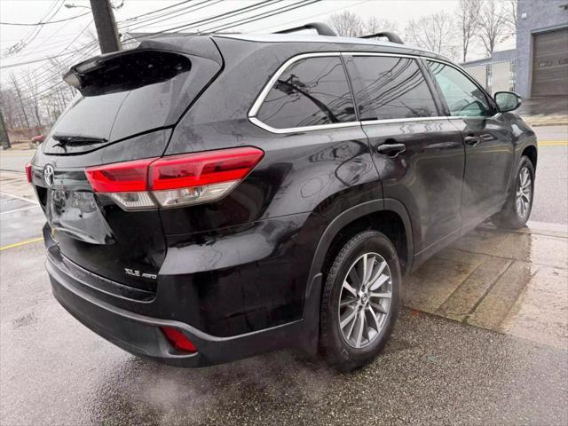 used 2018 Toyota Highlander car, priced at $19,499