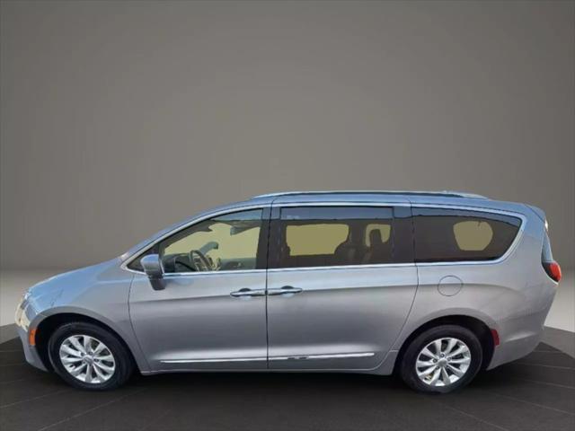 used 2018 Chrysler Pacifica car, priced at $12,999