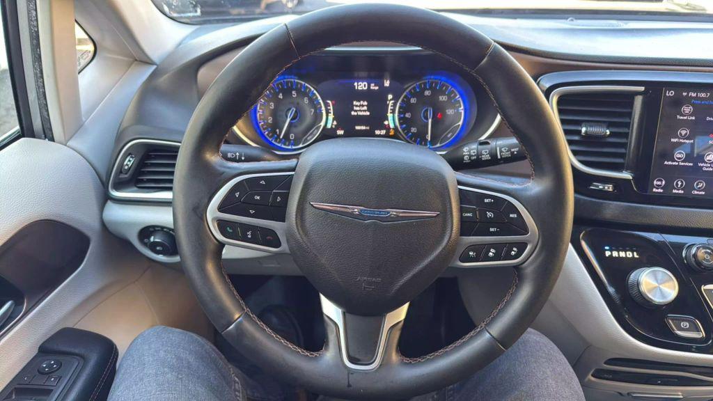 used 2018 Chrysler Pacifica car, priced at $10,999