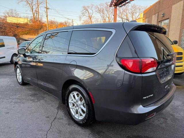 used 2018 Chrysler Pacifica car, priced at $14,499