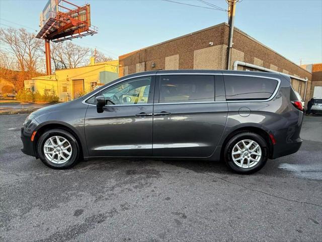 used 2018 Chrysler Pacifica car, priced at $14,499