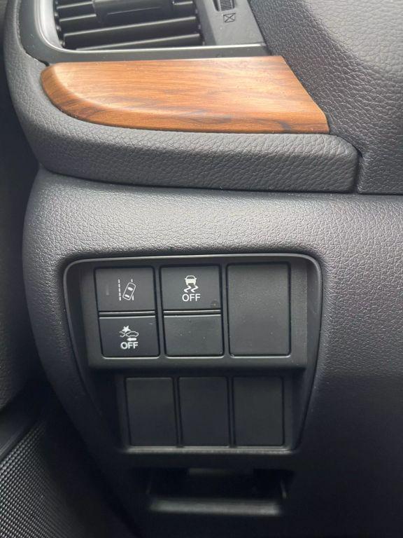 used 2018 Honda CR-V car, priced at $14,999