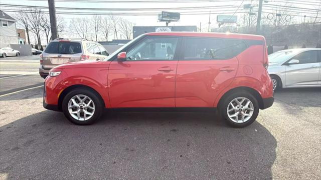 used 2020 Kia Soul car, priced at $11,999