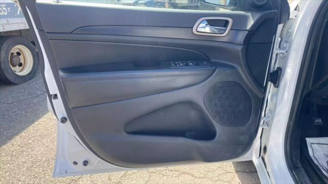 used 2014 Jeep Grand Cherokee car, priced at $10,999