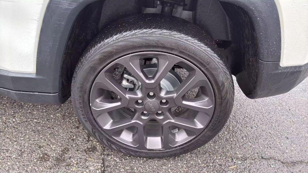 used 2021 Jeep Compass car, priced at $10,999
