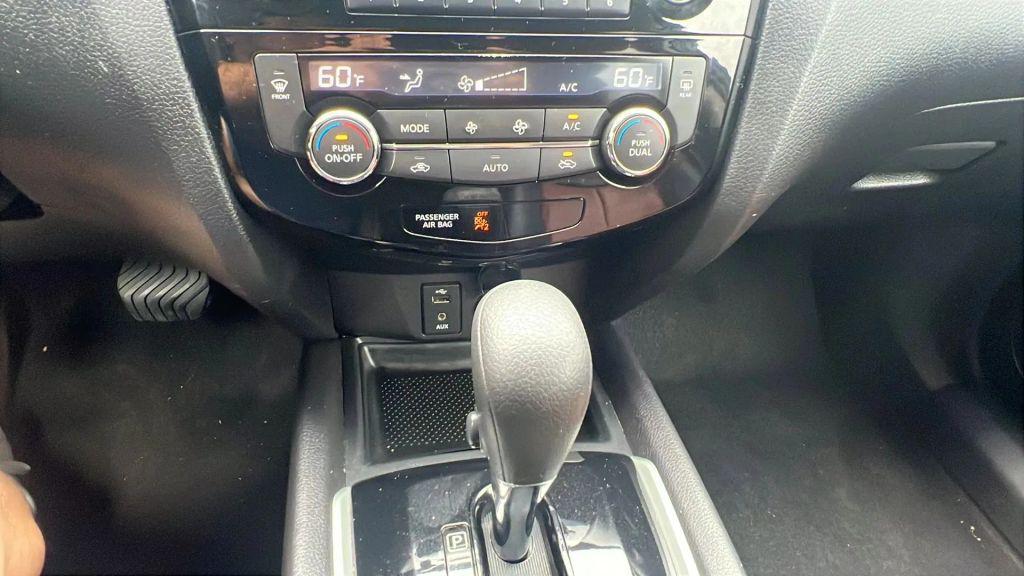 used 2015 Nissan Rogue car, priced at $7,999