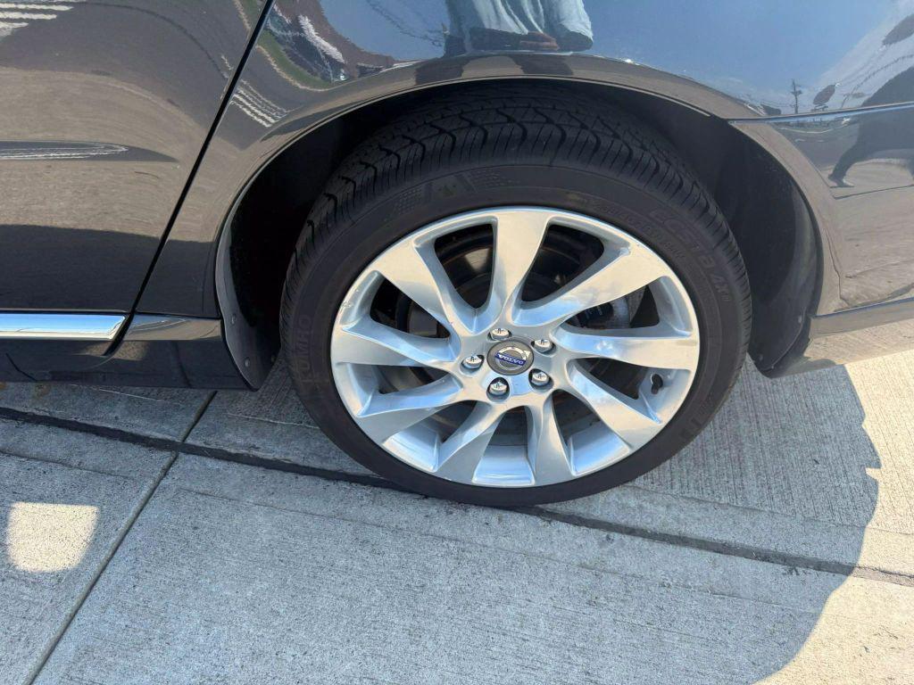 used 2016 Volvo S80 car, priced at $9,299