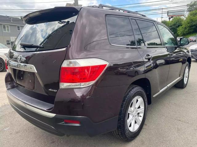 used 2012 Toyota Highlander car, priced at $13,999