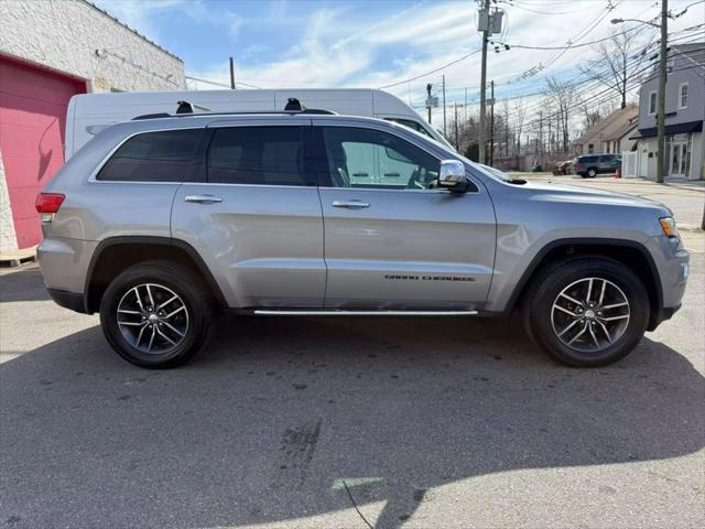used 2017 Jeep Grand Cherokee car, priced at $12,499