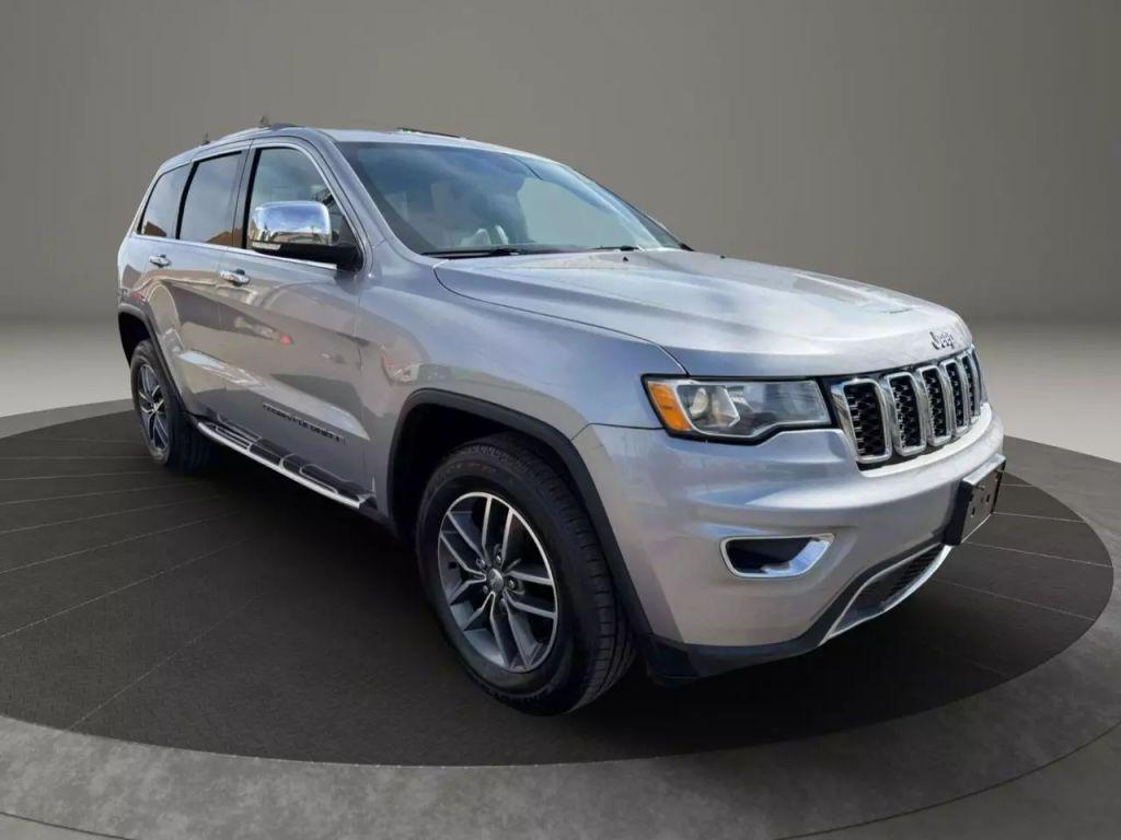used 2017 Jeep Grand Cherokee car, priced at $10,499