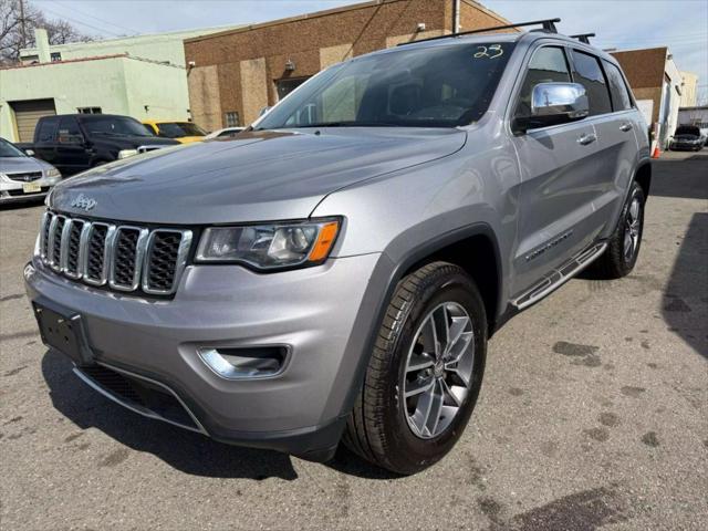 used 2017 Jeep Grand Cherokee car, priced at $12,499