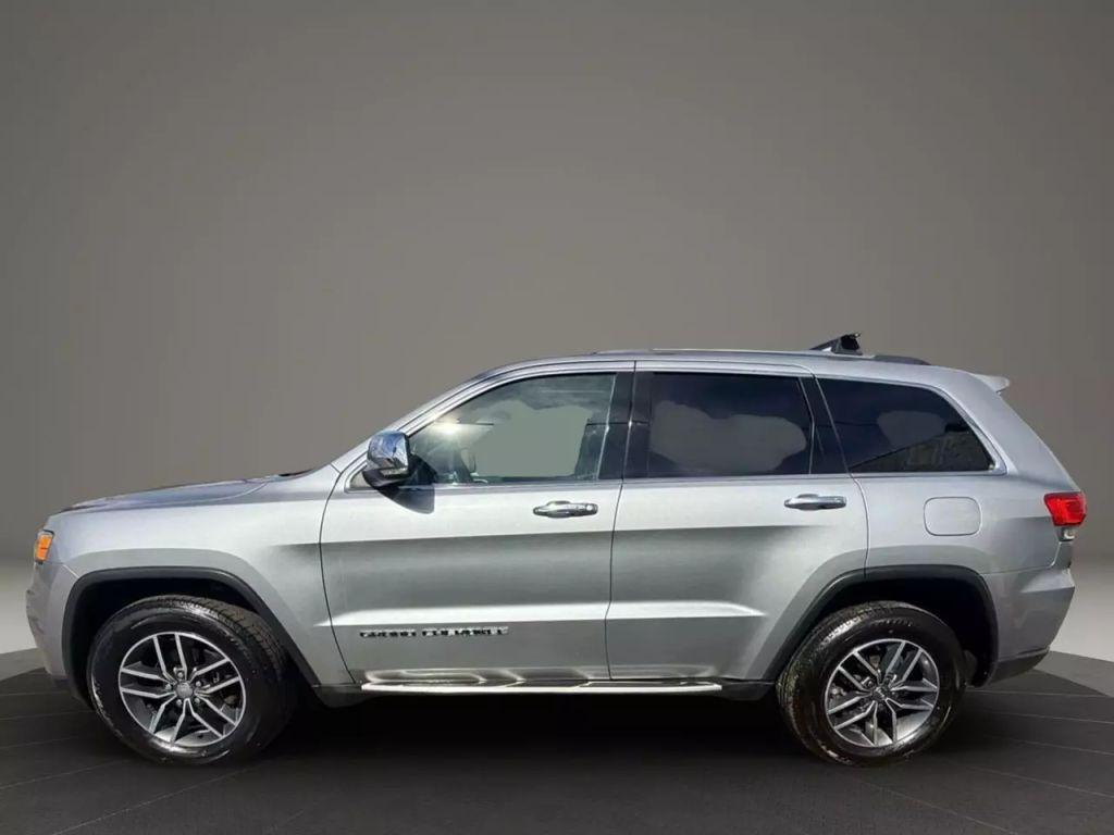used 2017 Jeep Grand Cherokee car, priced at $10,499