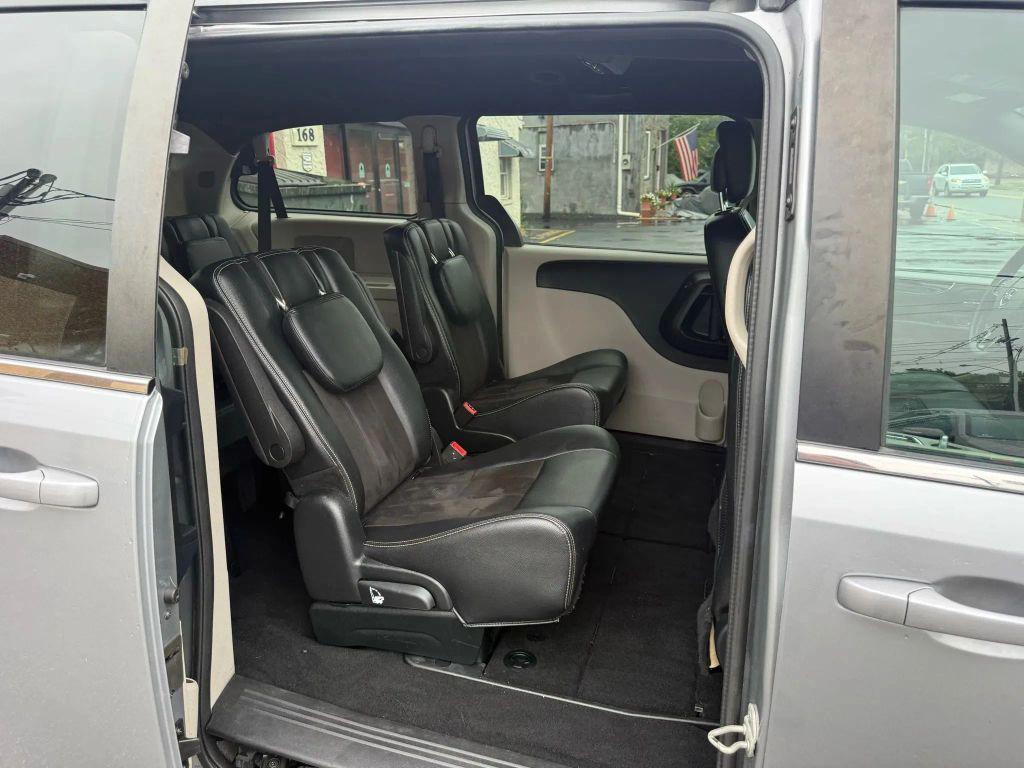 used 2020 Dodge Grand Caravan car, priced at $11,199