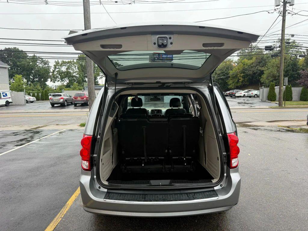 used 2020 Dodge Grand Caravan car, priced at $11,199