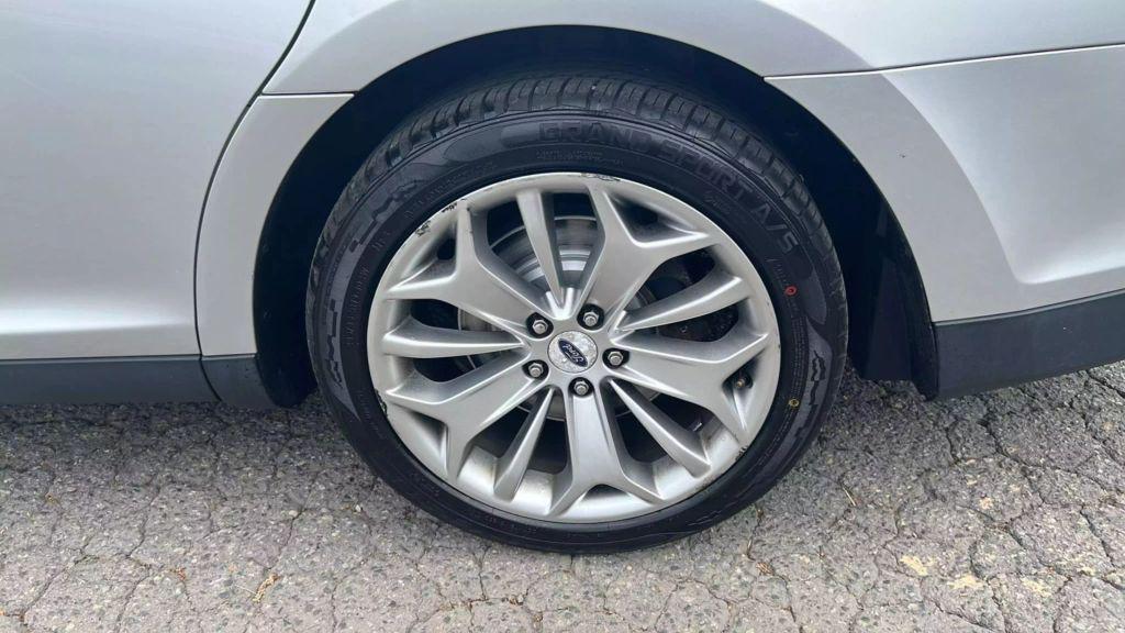 used 2016 Ford Taurus car, priced at $5,999