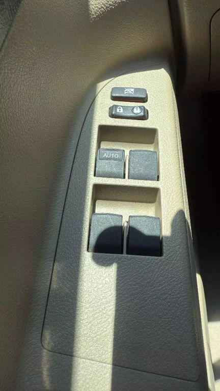 used 2013 Toyota Highlander car, priced at $13,588