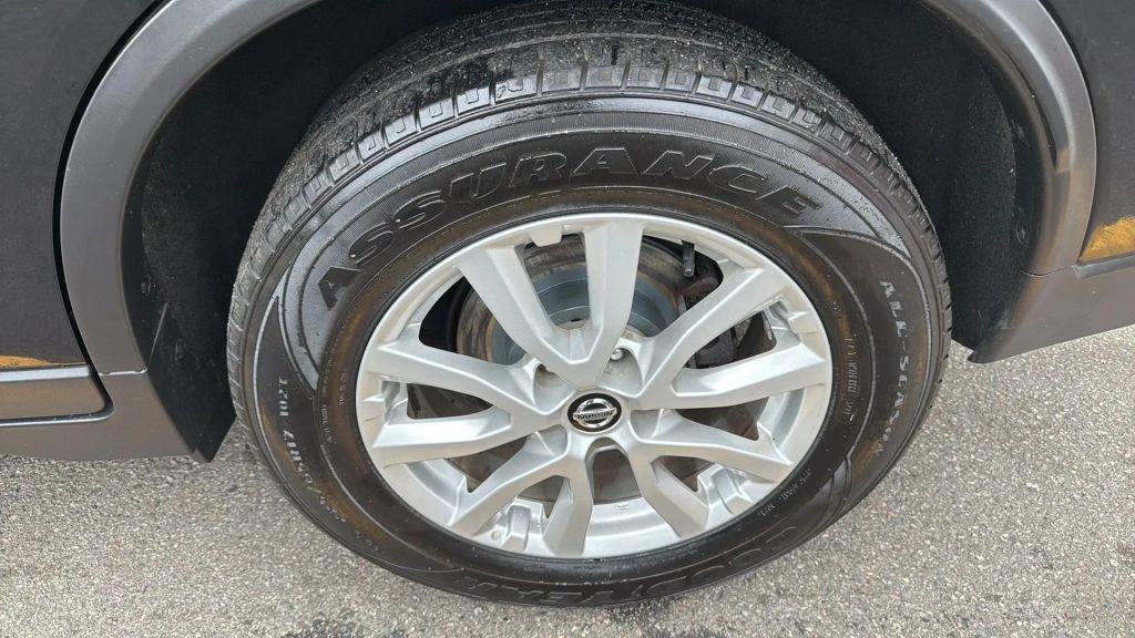 used 2020 Nissan Rogue car, priced at $11,999