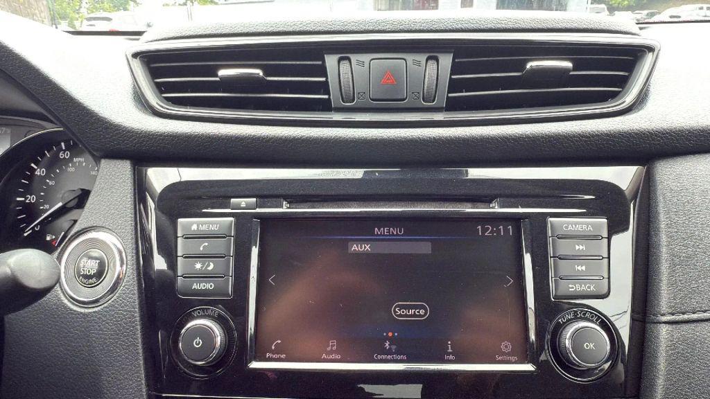 used 2020 Nissan Rogue car, priced at $11,999