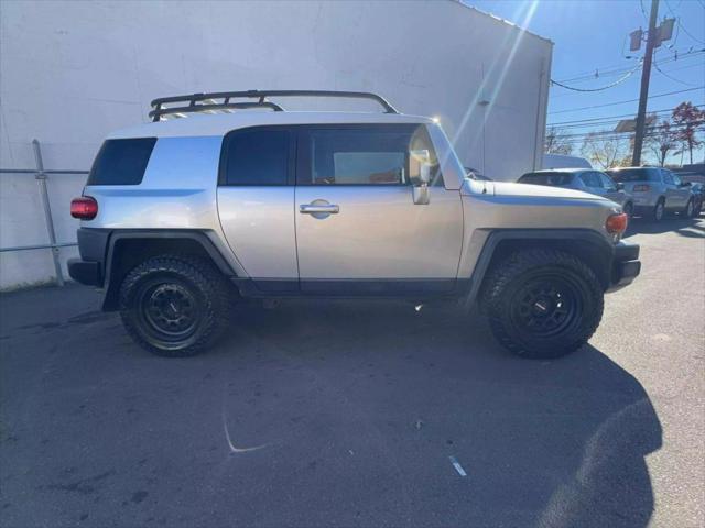 used 2007 Toyota FJ Cruiser car, priced at $12,582