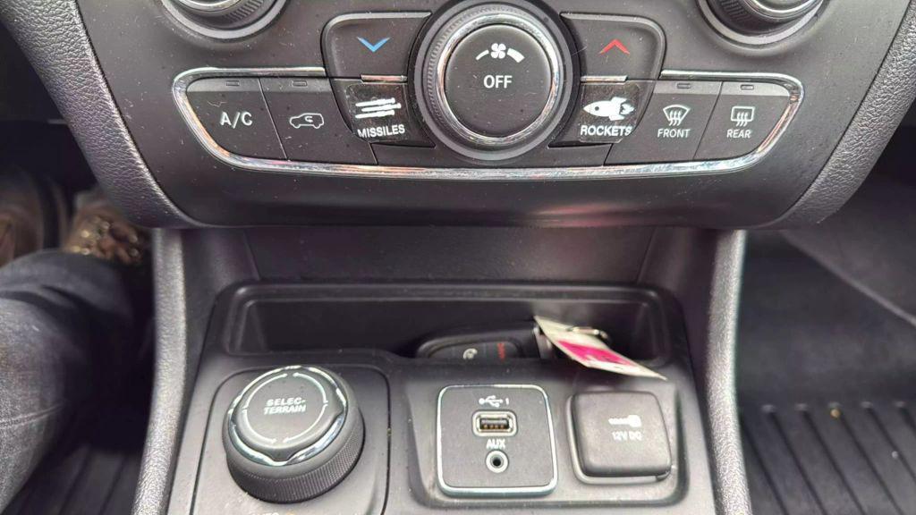 used 2019 Jeep Cherokee car, priced at $13,999