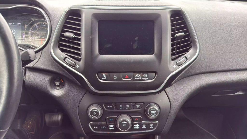 used 2019 Jeep Cherokee car, priced at $13,999