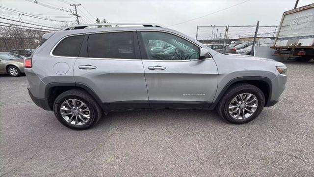 used 2019 Jeep Cherokee car, priced at $15,778