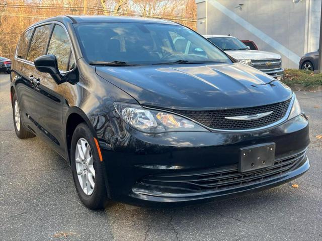 used 2017 Chrysler Pacifica car, priced at $10,999