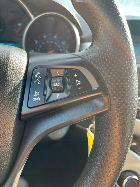 used 2015 Chevrolet Cruze car, priced at $5,999