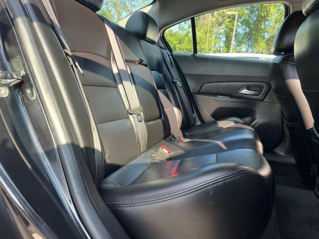used 2015 Chevrolet Cruze car, priced at $5,999