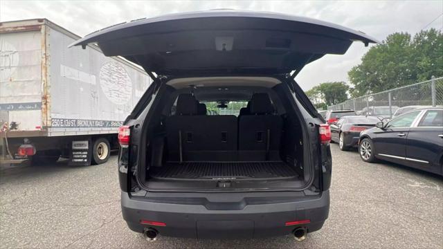 used 2019 Chevrolet Traverse car, priced at $14,999