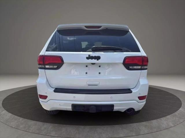 used 2017 Jeep Grand Cherokee car, priced at $11,999