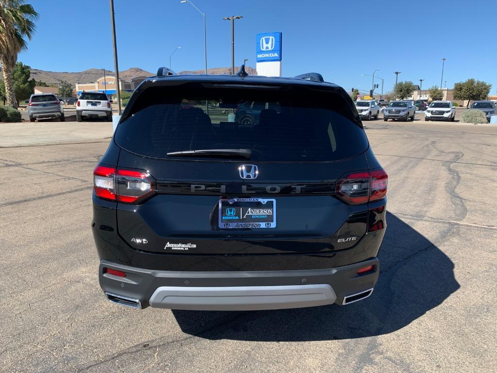 new 2025 Honda Pilot car, priced at $52,325