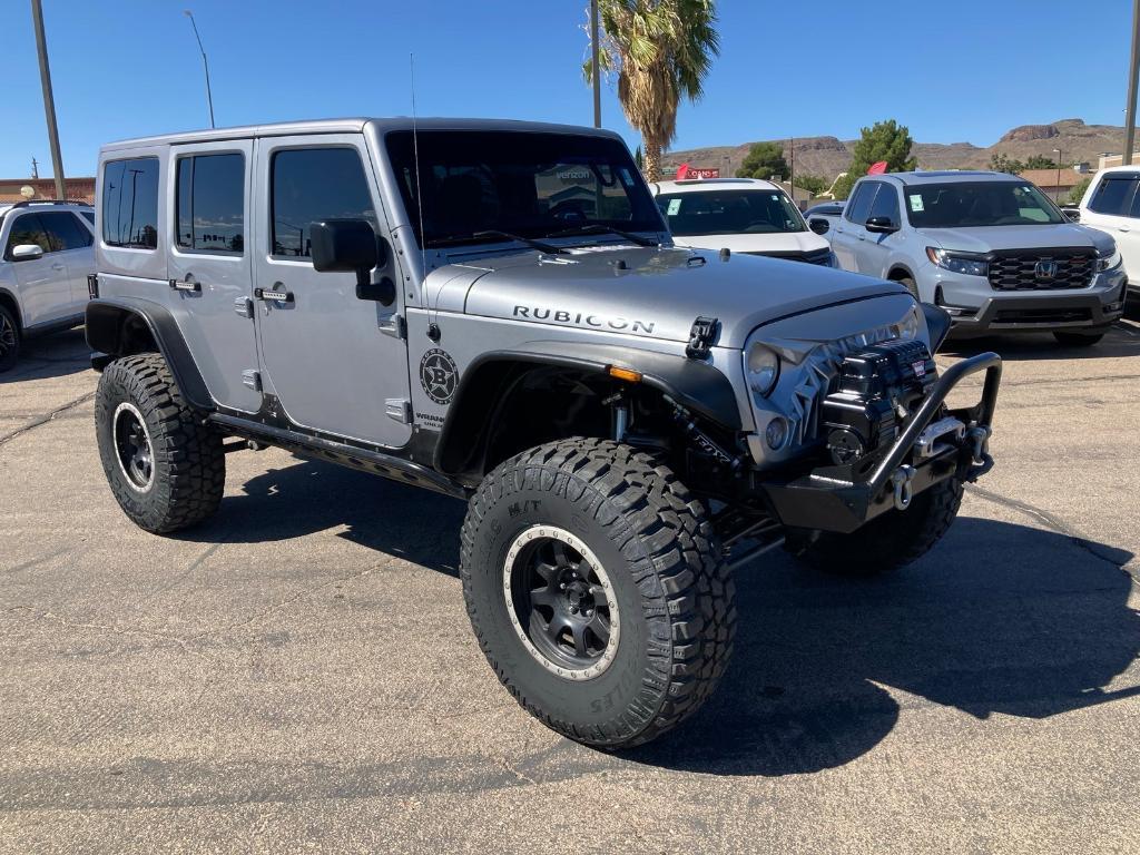 used 2014 Jeep Wrangler Unlimited car, priced at $21,950
