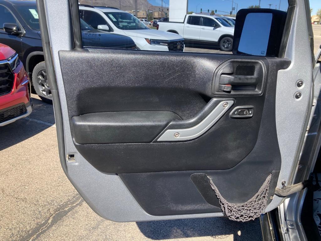 used 2014 Jeep Wrangler Unlimited car, priced at $21,950