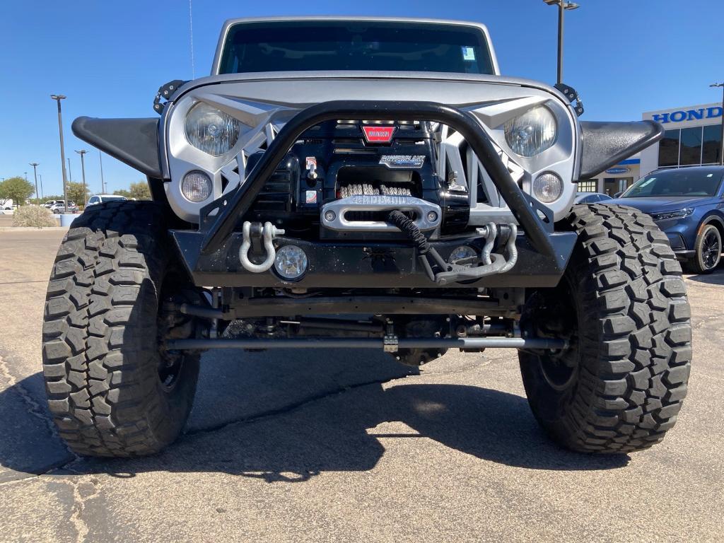 used 2014 Jeep Wrangler Unlimited car, priced at $21,950