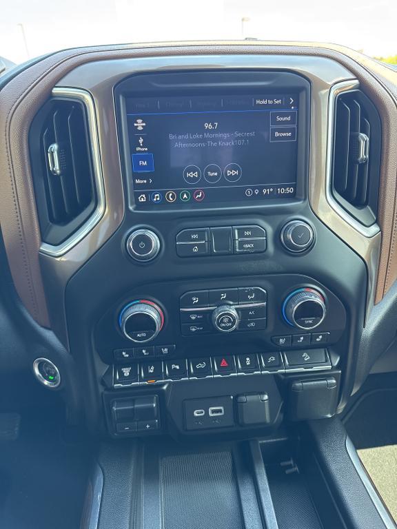 used 2022 Chevrolet Silverado 2500 car, priced at $64,989
