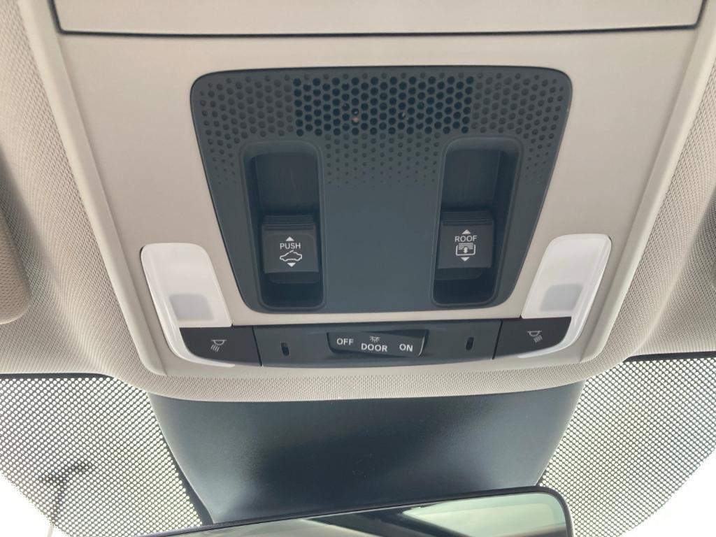 new 2025 Honda Pilot car, priced at $49,300