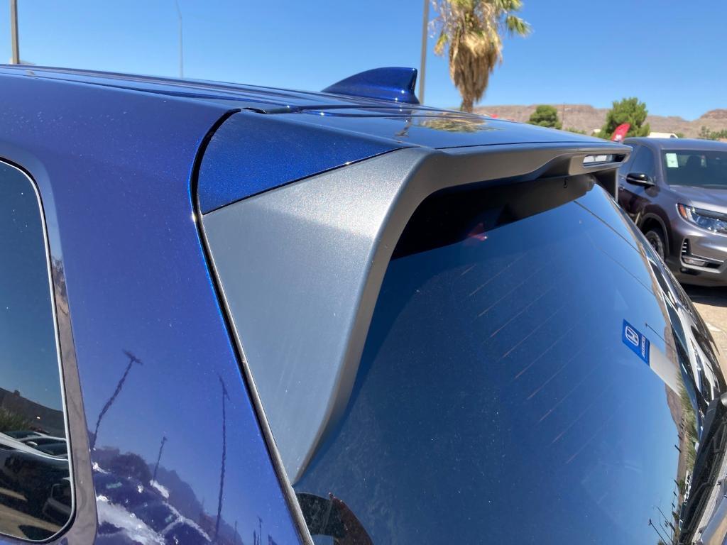 new 2025 Honda Pilot car, priced at $44,200