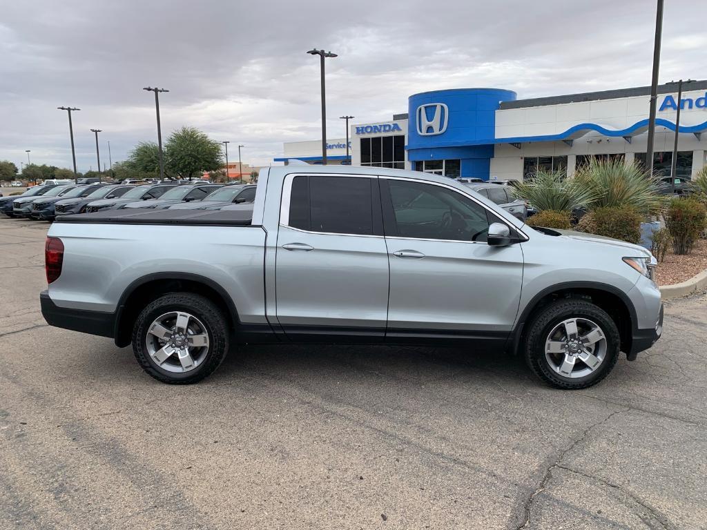 used 2025 Honda Ridgeline car, priced at $39,534