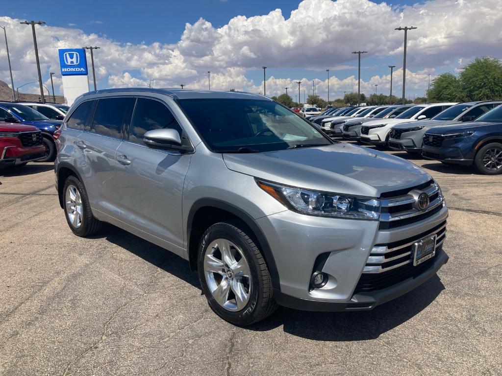 used 2019 Toyota Highlander car, priced at $29,775